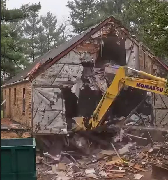 house demolition 2b2fad1a